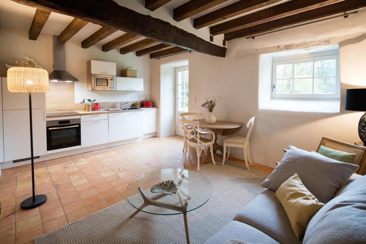 Manoir Du Vau D Arz Gites Et Chambres D Hotes Avec Piscine Malansac Экстерьер фото