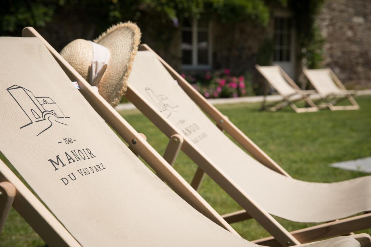 Manoir Du Vau D Arz Gites Et Chambres D Hotes Avec Piscine Malansac Экстерьер фото